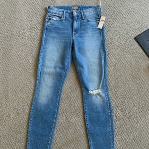 MOTHER The Looker Ankle Fray size 26